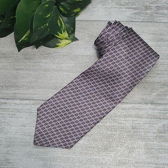 Geoffrey Beene Purple & Gray Printed Classic 100% Silk Men's Necktie - Picture 1 of 5
